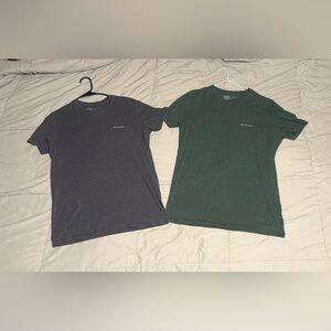 Men’s size small Columbia shirts